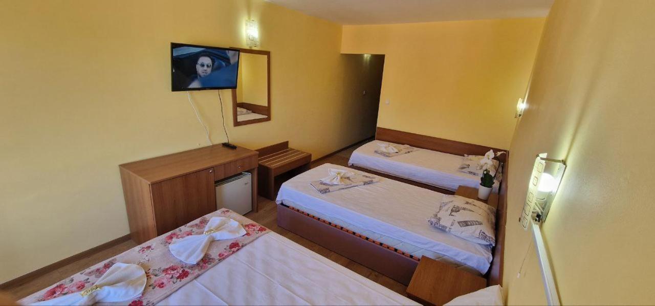 Complex Dobrudja Hotel Kranevo Exterior photo